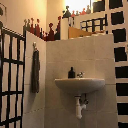 Hostel Urban Elephants